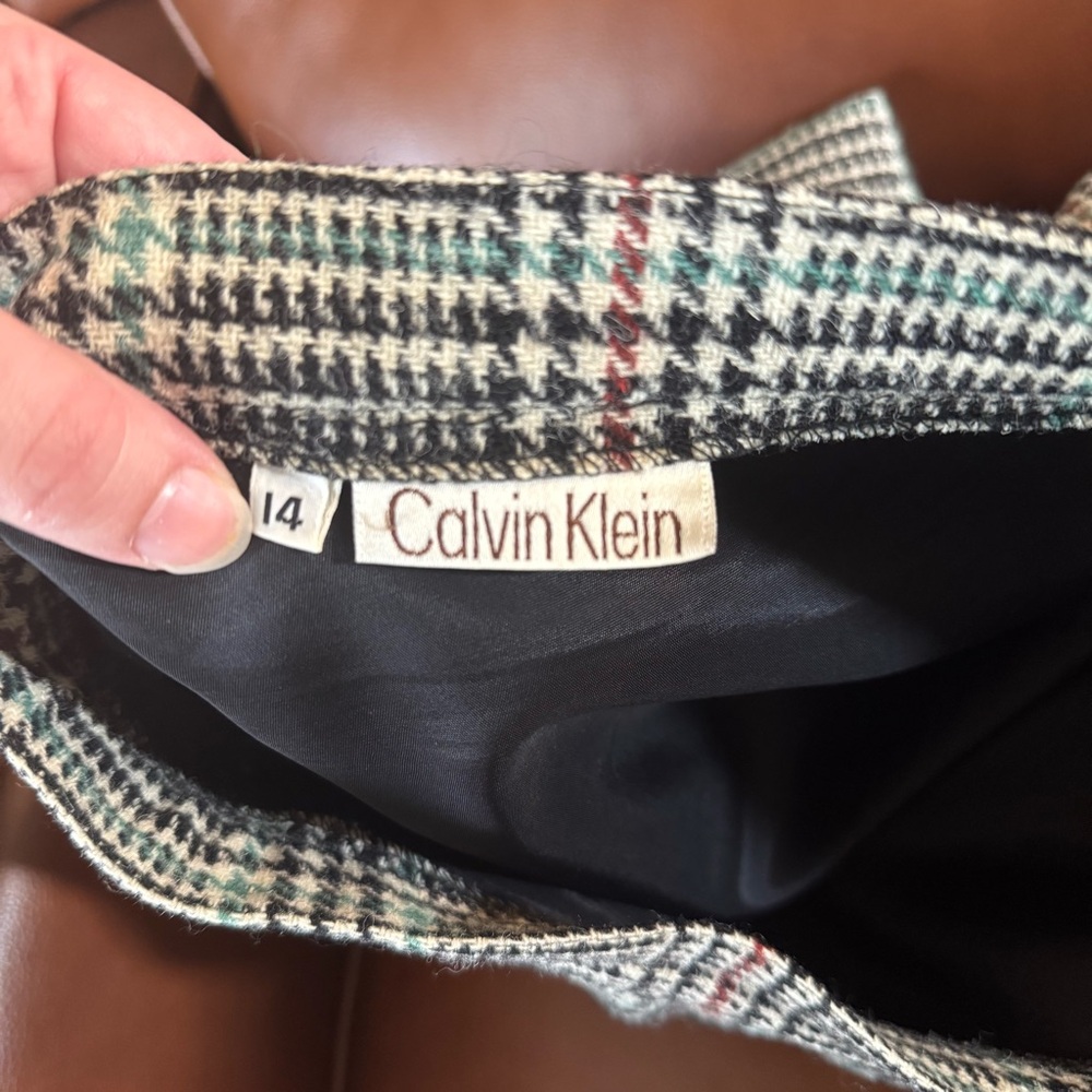 Vintage Calvin Klein Sz 14 Women's Plaid Skirt with Green Brown Black Accents - Picture 4 of 6